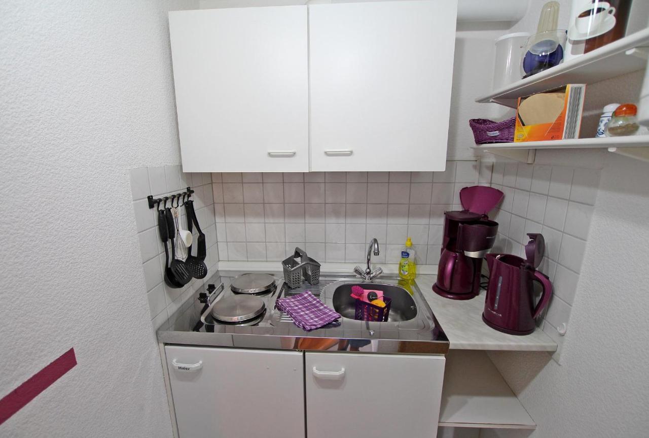 Ferienwohnungen Rheinsberg See 9830 エクステリア 写真